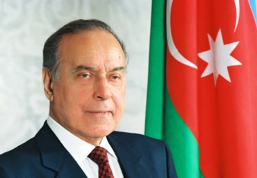 ADA University and ADA School held online discussions to mark 97th birthday anniversary of the national leader Heydar Aliyev